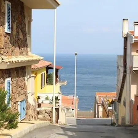 Marina House - Luxury Apartment, Sea View, Wi-fi, Aircon - Key To * Castelsardo
