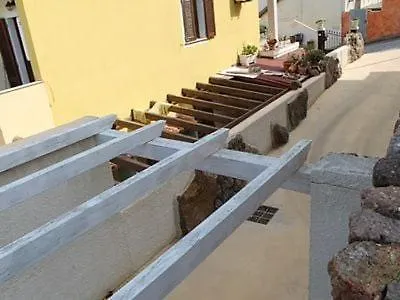 Marina House - Luxury Apartment, Sea View, Wi-fi, Aircon - Key To Apartment