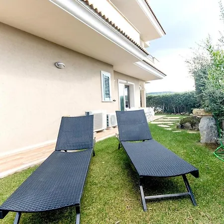 Marina House - Luxury Apartment, Sea View, Wi-fi, Aircon - Key To カステルサルド