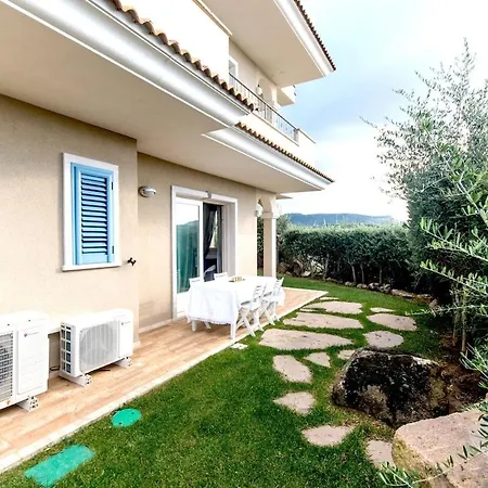 Marina House - Luxury Apartment, Sea View, Wi-fi, Aircon - Key To Apartament *