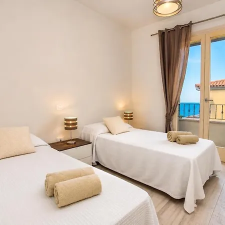 Appartamento Marina House - Luxury Apartment, Sea View, Wi-fi, Aircon - Key To
